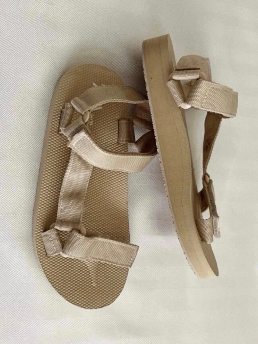 Zara Beige Adjustable Strap Sandals for Boys